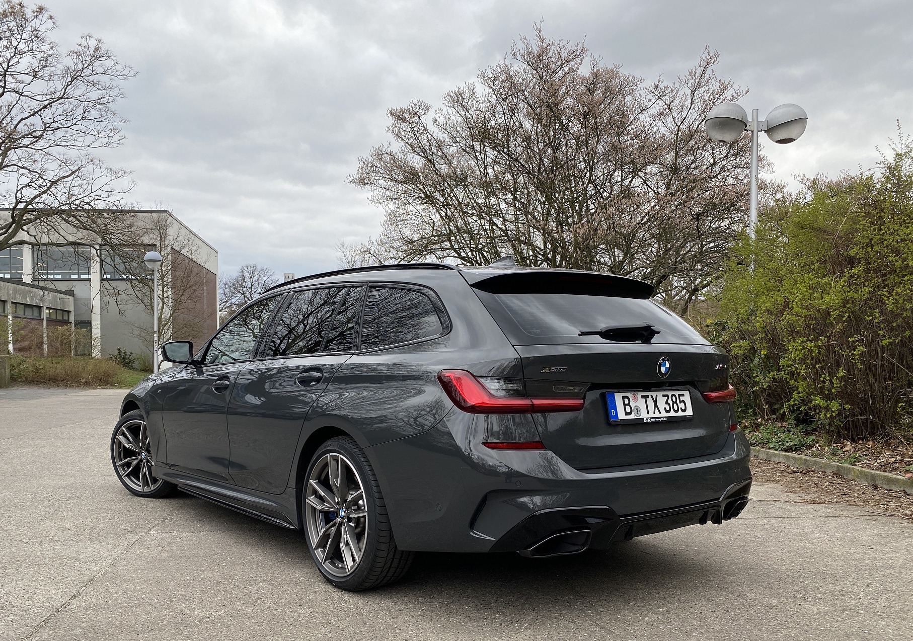 BMW G21 Dravitgrau im Sonnenuntergangslicht - BMW 3er G20 G21