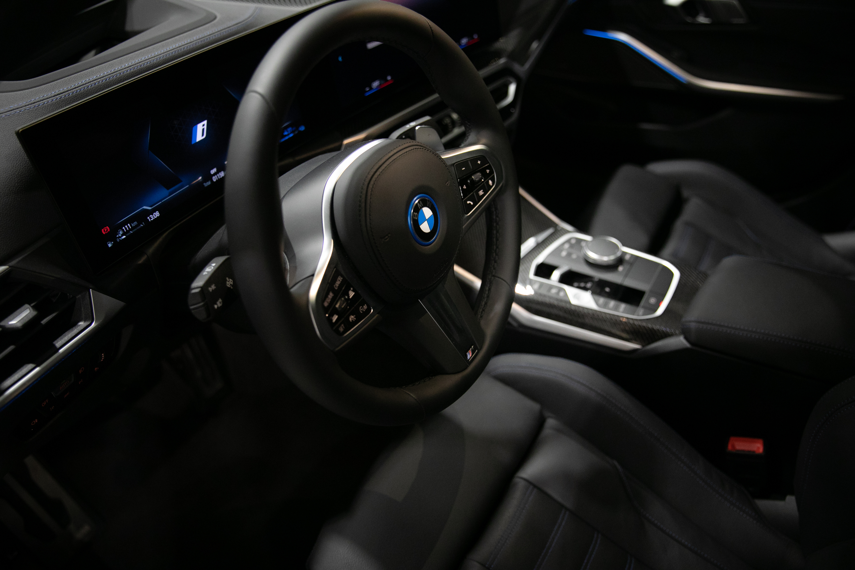 G20 330e LCI Interieur